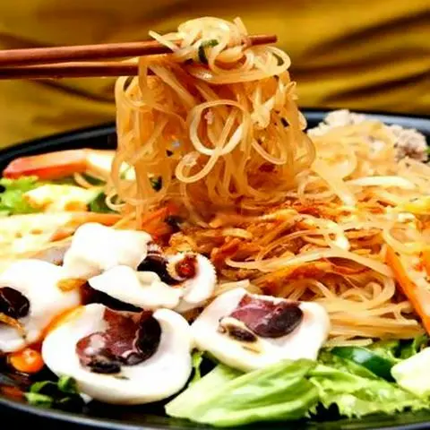 Hình ảnh Hủ tiếu xào râu bạch tuộc