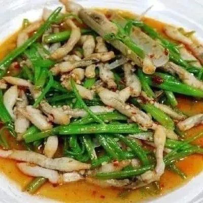Hình ảnh Ốc móng tay xào rau muống