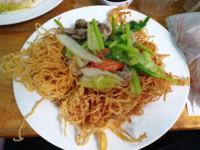 Hình ảnh Mì giòn xào hải sản