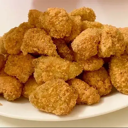 Hình ảnh Gà viên lắc phô mai - khoai tây
