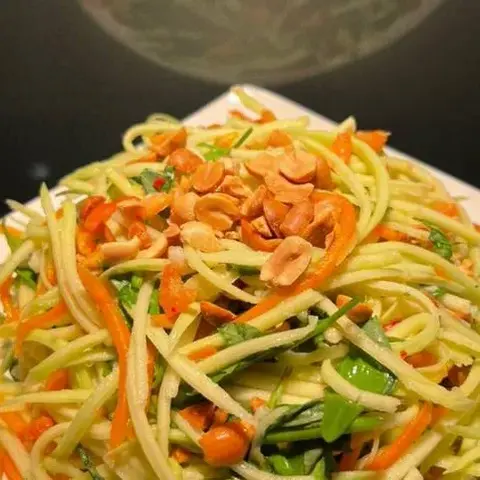 Hình ảnh Gỏi xoài trộn