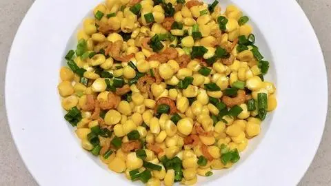 Hình ảnh Bắp xào tôm khô
