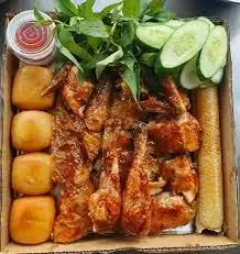 Hình ảnh Gà muối ớt cay - 5 bánh bao - đồ phụ