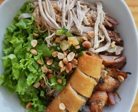 Hình ảnh Bún thịt nướng+ nem bì