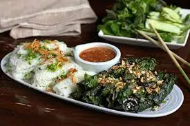 Hình ảnh Bánh hỏi bò lá lốt và nem