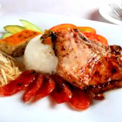 Hình ảnh Cơm sườn lạp xưởng