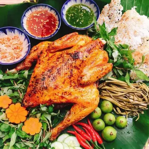 Hình ảnh Gà nướng Thái - 1 con