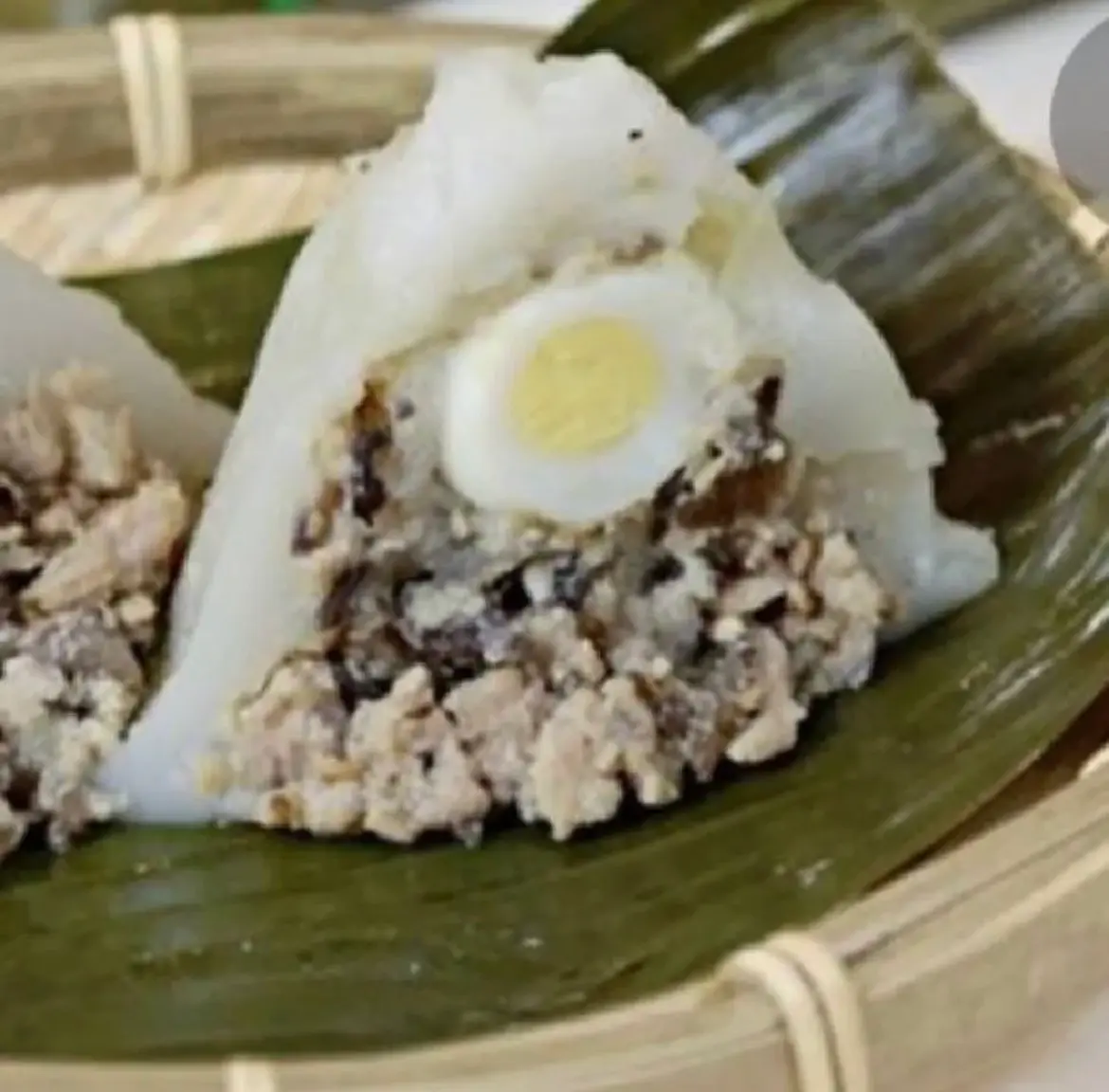 Hình ảnh Bánh giò thịt chả