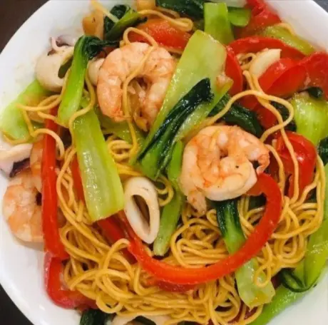 Hình ảnh Mì xào hải sản nhỏ