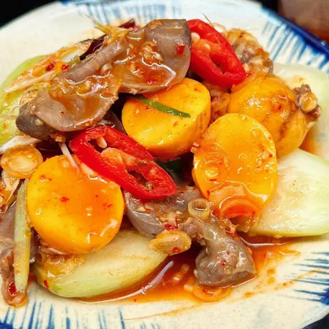 Hình ảnh Mix Mề Trứng Sốt Thái