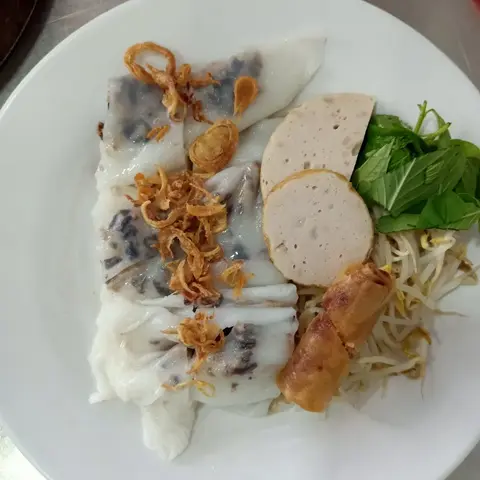 Hình ảnh Bánh cuốn nóng - nhiều chả