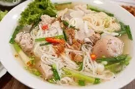 Hình ảnh Hủ tiếu xương khô - nước