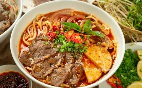 Hình ảnh Bún bò Huế