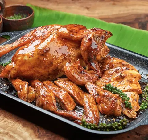 Hình ảnh Gà nướng tiêu đen - nửa con