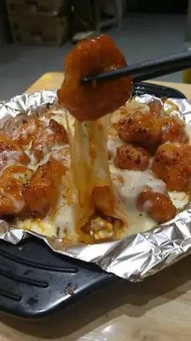 Hình ảnh Tokbokki sốt phô mai