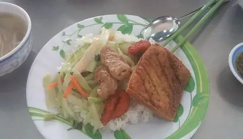 Hình ảnh Cơm chay thập cẩm vừa