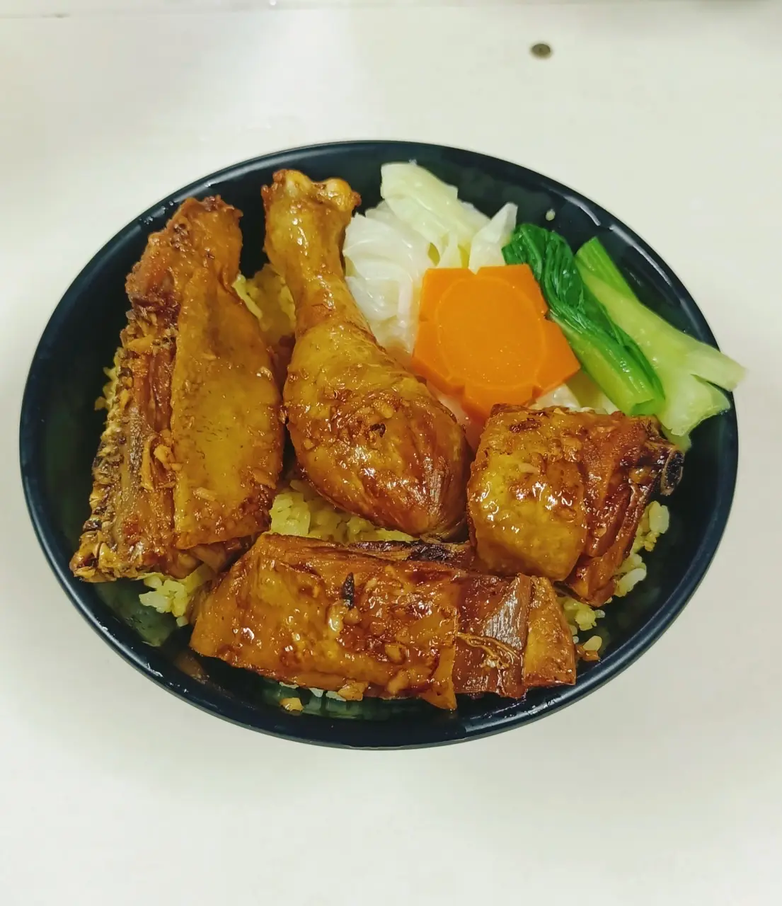 Hình ảnh Cơm gà xối mỡ nhỏ