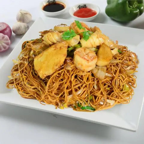 Hình ảnh Mì xào hải sản sốt
