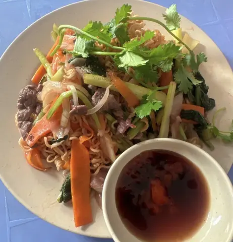 Hình ảnh Mì xào bò