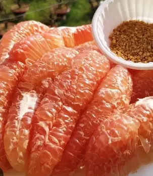 Hình ảnh Bưởi lão da xanh 400g