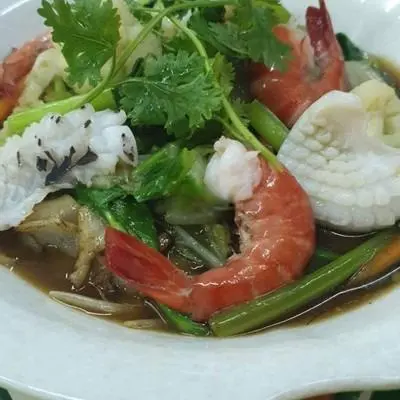 Hình ảnh Hủ tiếu xào hải sản sốt
