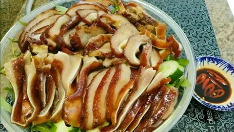 Hình ảnh Tai heo nướng