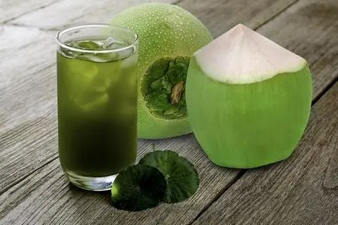 Hình ảnh Rau má nước dừa