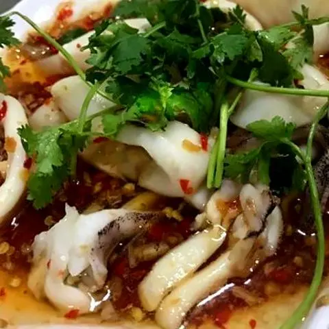 Hình ảnh Mực lá xào nước mắm