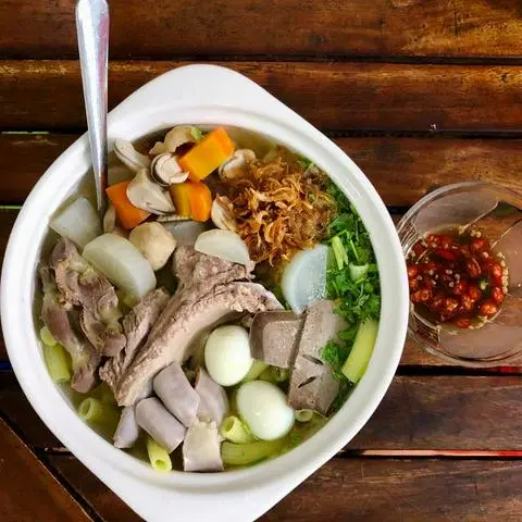 Hình ảnh Nui nước thập cẩm sườn