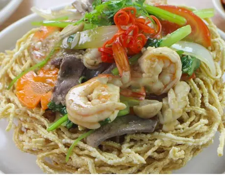 Hình ảnh Mì xào giòn hải sản