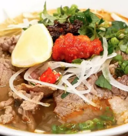Hình ảnh Bún bò tái