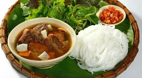 Hình ảnh Bún chả đặc biệt