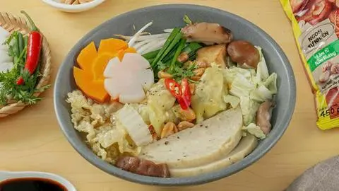 Hình ảnh Bánh canh đặc biệt chay