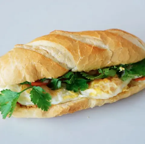 Hình ảnh Bánh mì ốp la