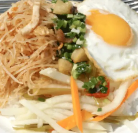 Hình ảnh Cơm bì trứng