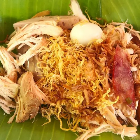 Hình ảnh Xôi gà truyền thống
