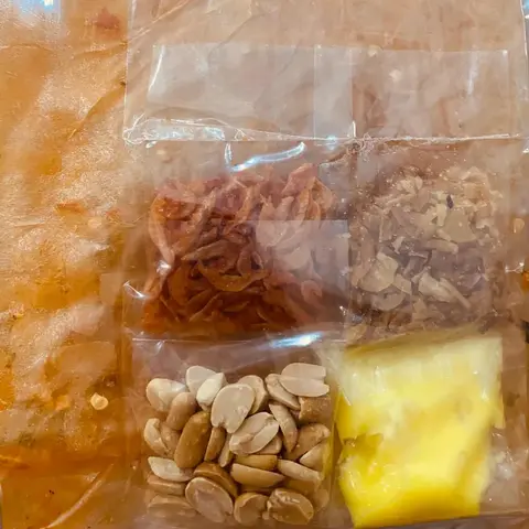 Hình ảnh Bánh tráng cuộn bơ
