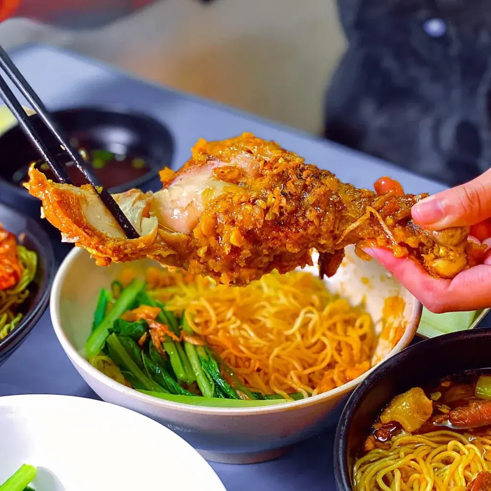 Hình ảnh Mì gà quay 3 vắt