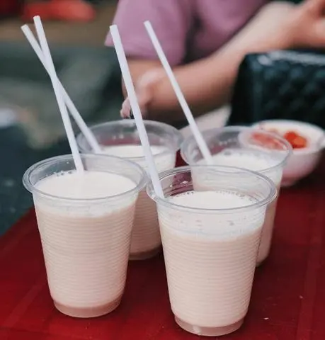 Hình ảnh Sữa đậu nành ly vừa