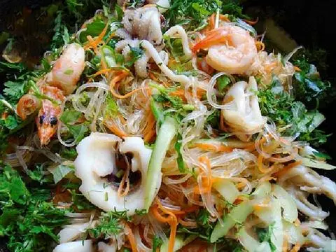 Hình ảnh Miến xào mực