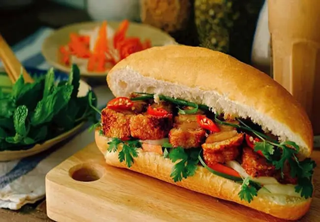 Hình ảnh Bánh mì heo quay