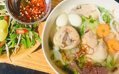 Hình ảnh Bánh canh giò gân