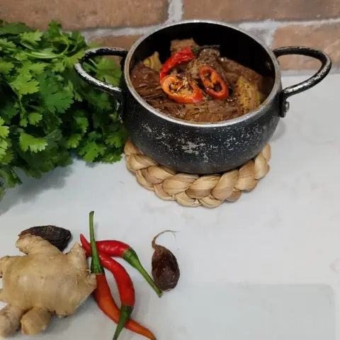 Hình ảnh Mít Non Kho Nấm