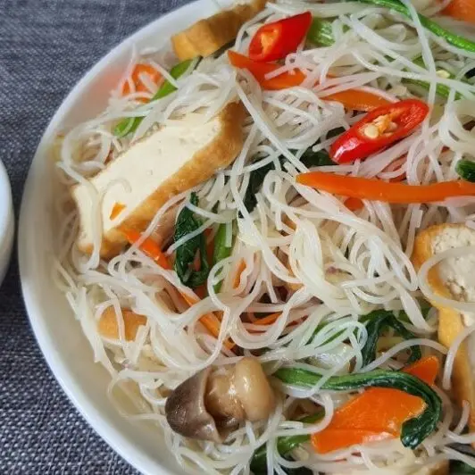 Hình ảnh Bún gạo xào chay
