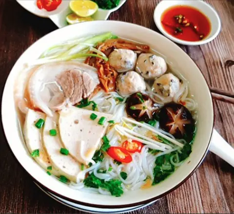 Hình ảnh Bún Mọc Chả