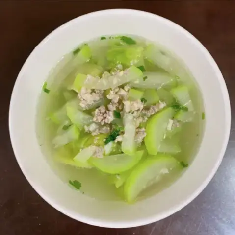 Hình ảnh Canh bầu nấu thịt