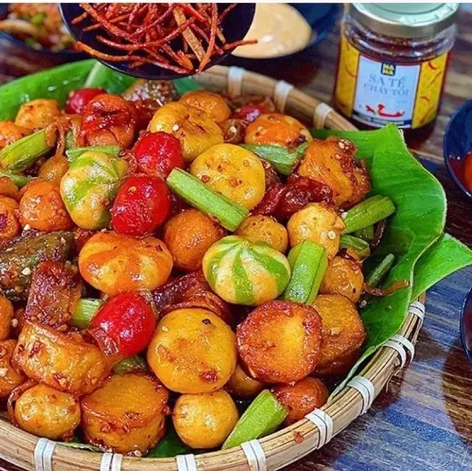 Hình ảnh Combo cá viên thập cẩm chiên mắm tỏi
