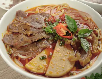 Hình ảnh 07 - Bún bò nạm bò - chả 