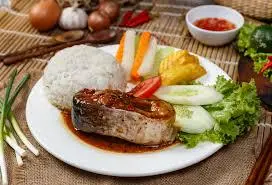 Hình ảnh Cơm tám cá kho tộ