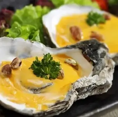 Hình ảnh Hàu đá nướng phô mai